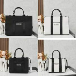 Picture of Balenciaga Handbags _SKUfw184168113fw